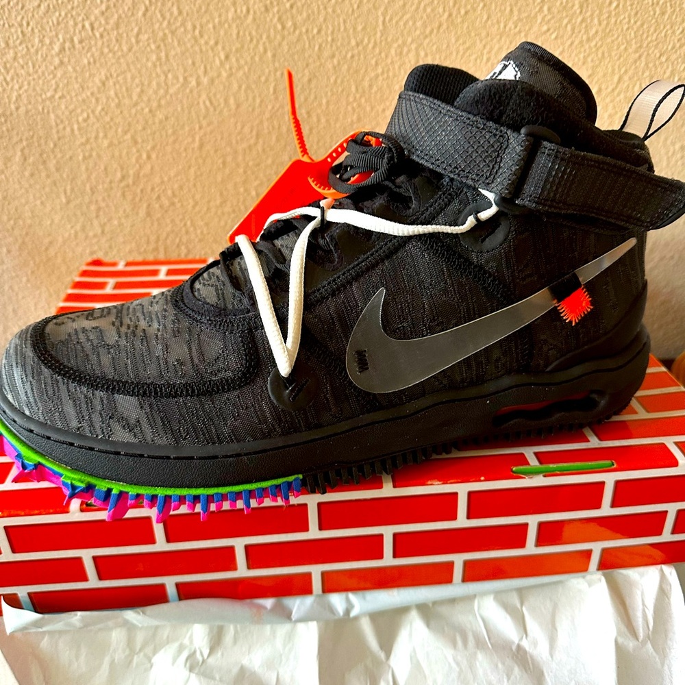 Nike Air Force 1 Mid SP x Off-White “Black/Clear-Black”
